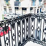 Maison Becca * 바리